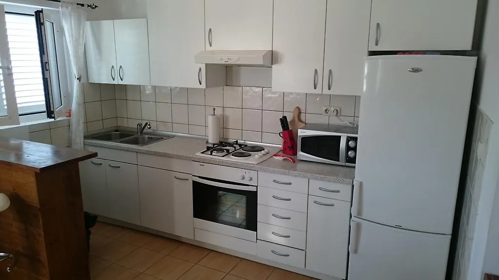 Apartments Dania Lopar