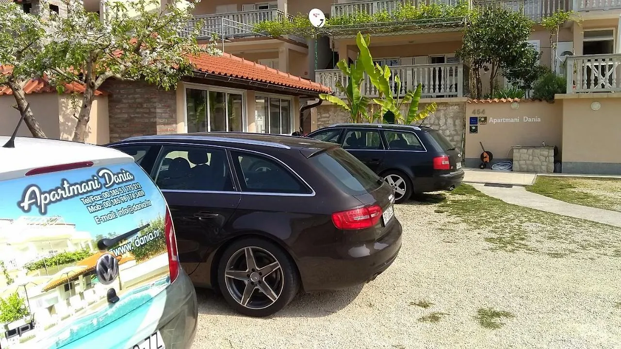 Apartments Dania Lopar 0*,
