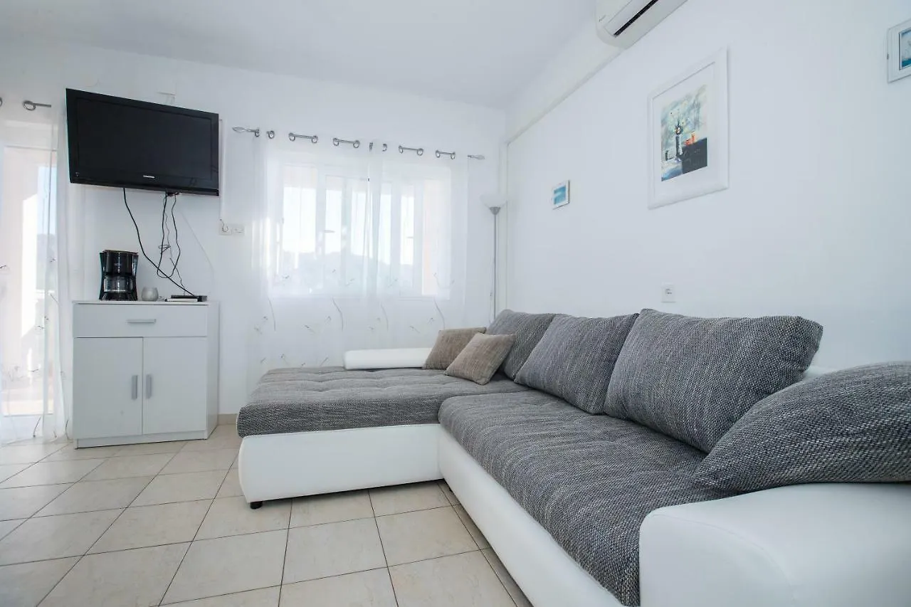 Apartments Dania Lopar Croatia