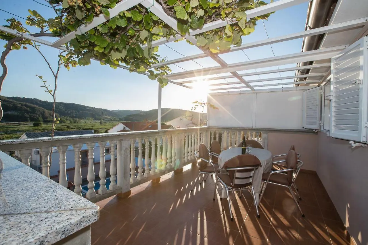 Apartments Dania Lopar Croatia